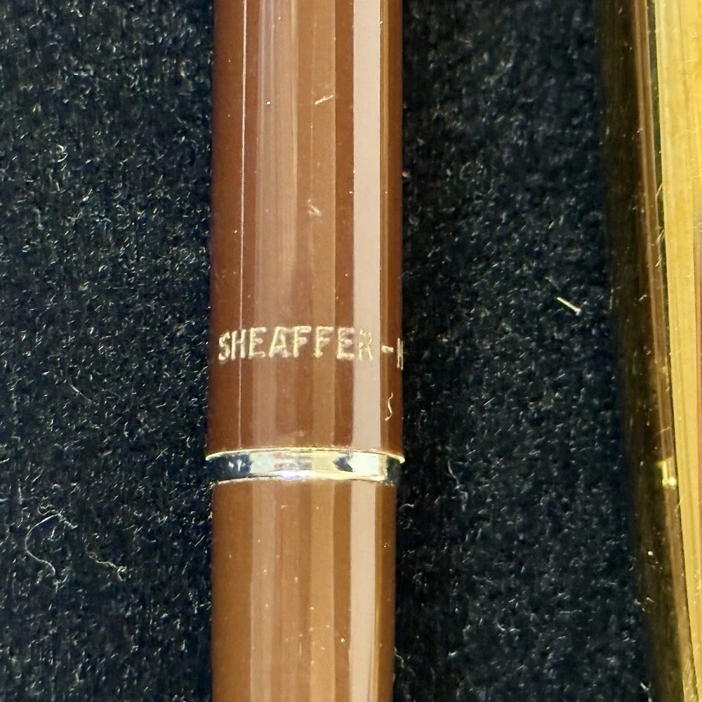 Sheaffer‎ Ballpoint Pen with Socket. Brown and Gold Tone White Dot